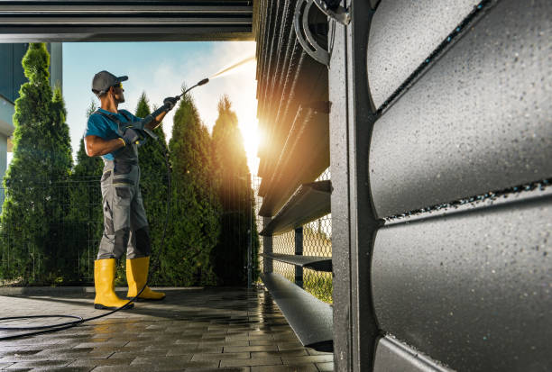 Best Vinyl Siding Pressure Washing in Reedsburg, WI